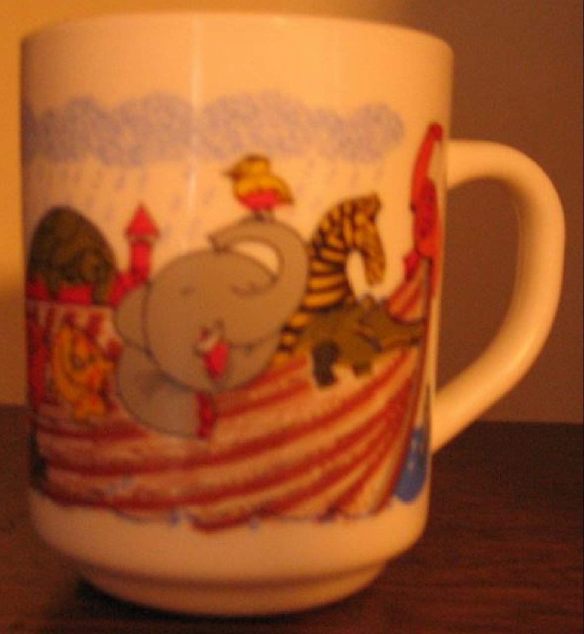 Kubek z bohaterami z Doktora Dolittle