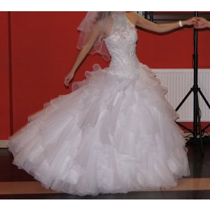 Suknia ślubna z kolekcji Emmi Marriage Jessica - Suknie ślubne - Marki - zdjęcie 3