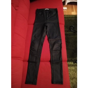 Mega modne spodnie damskie - rurki czarne podkreślające linię XS 34 jak NOWE