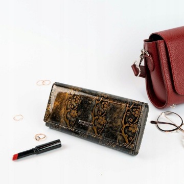 Skórzany portfel damski lakierowany złoty lorenti 72401 - złoty