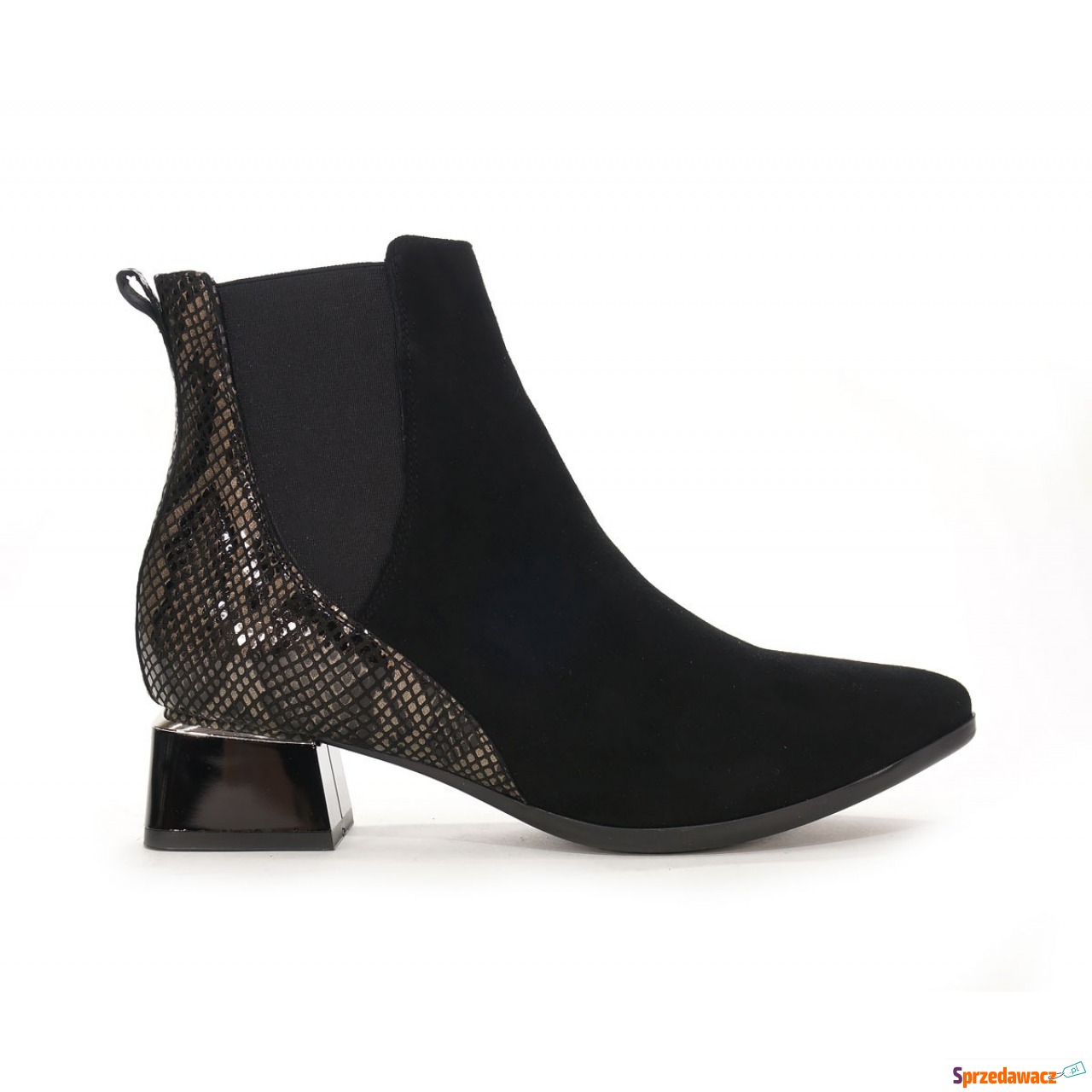 BOTKI DAMSKIE AGA 7446 CZA W