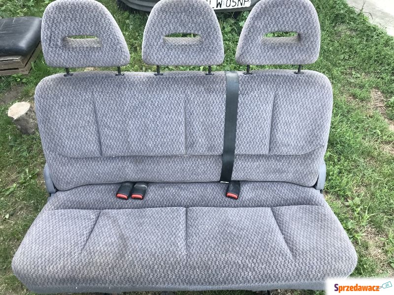 chrysler voyager tylna kanapa