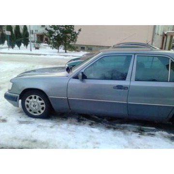 Mercedes - Benz W124  Sedan/Limuzyna 1991,  2.5 diesel - Na sprzedaż za 24 500 zł - Sandomierz - zdjęcie 6