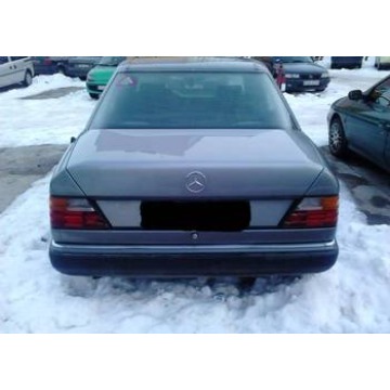 Mercedes - Benz W124  Sedan/Limuzyna 1991,  2.5 diesel - Na sprzedaż za 24 500 zł - Sandomierz - zdjęcie 8