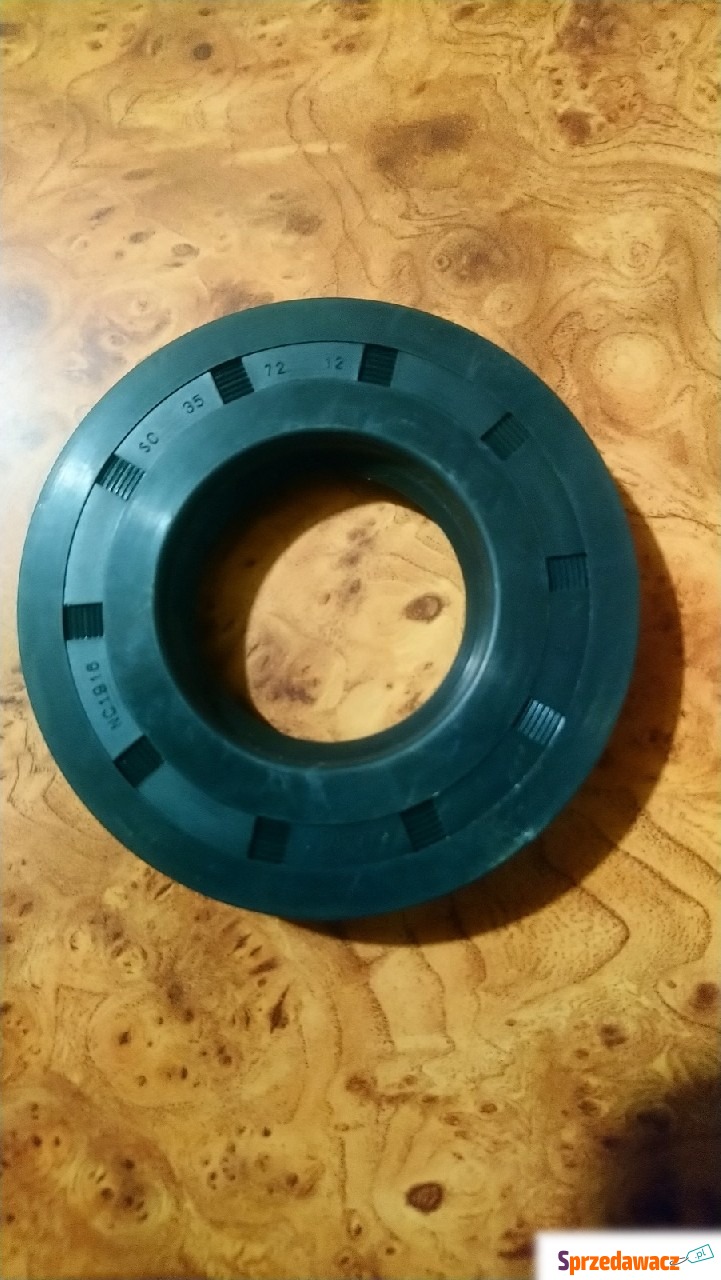 Uszczelniacz Krone SC 35x72x12...