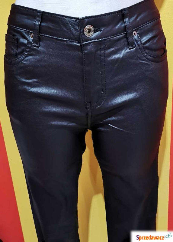 Spodnie woskowane eko skórka dziury - Spodnie, legginsy - Zgorzelec