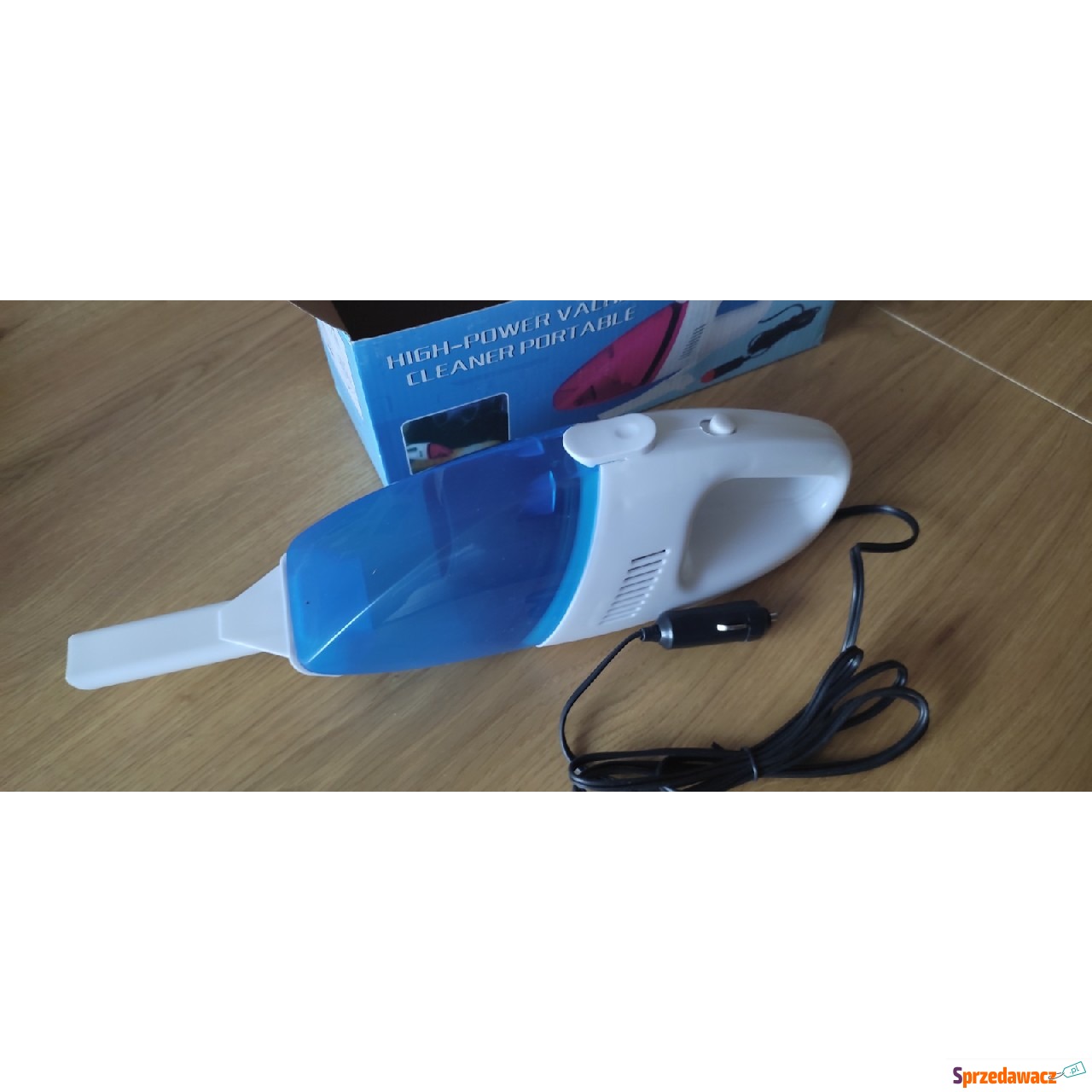 Odkurzacz samochodowy 12V
