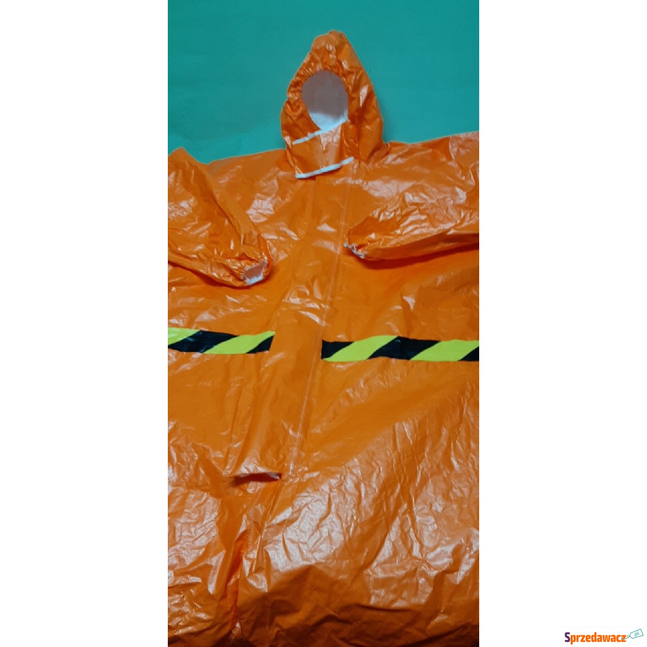 Sprzedam Nowe 2 kpl. Kombinezony...