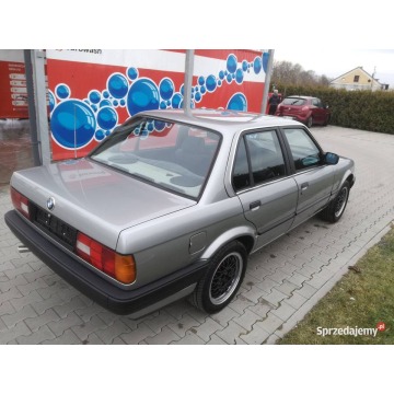 BMW   E30  Bezwypadkowy *  Zadbany * Doinwestowany * Model