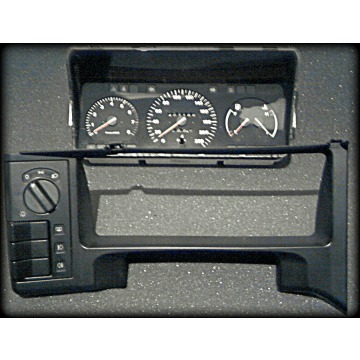 Panel zegarowy z obudową, Volvo 440 benzyna, rocznik 1992. 89