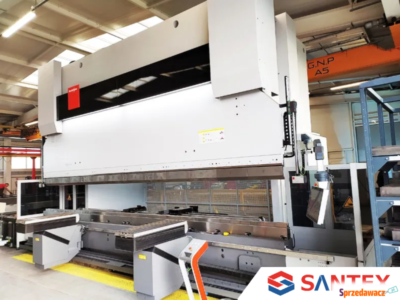 Gięcie blach CNC aż do 6200 mm...