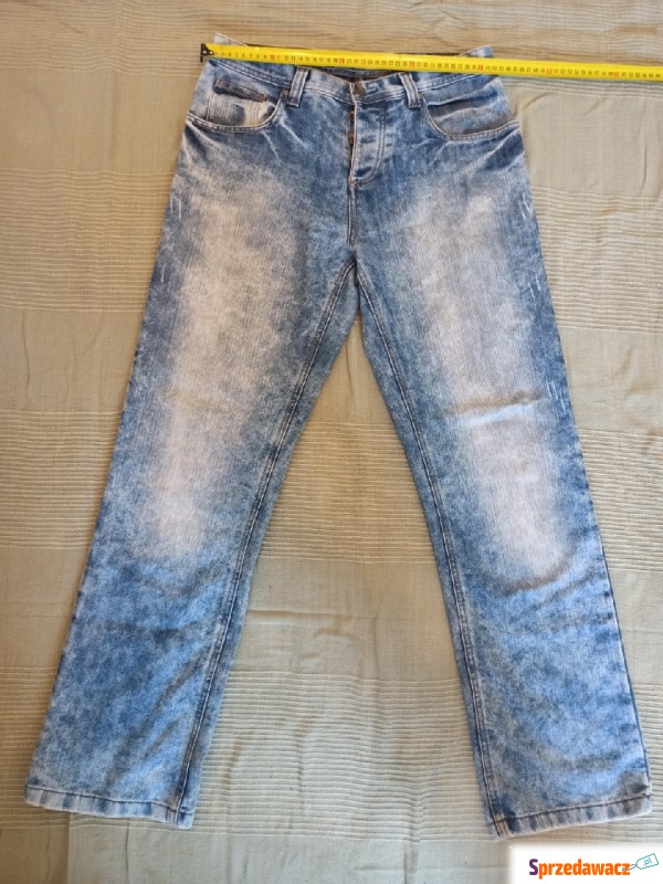 Jeansy niebieskie rozmiar ok L32 W32 - Spodnie - Gomunice