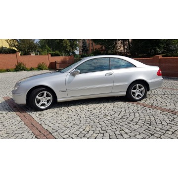 Mercedes - Benz CLK-klasa  Coupe/Sportowy 2003,  2.6 benzyna, automat - Na sprzedaż za 25 900 zł - Głogówek - zdjęcie 2