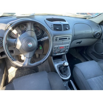 Alfa Romeo 147  Hatchback 2008,  1.9 diesel - Na sprzedaż za 1 999,00 zł - Pleszew - zdjęcie 7