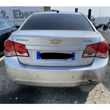 Chevrolet Cruze  Sedan/Limuzyna 2011,  2.0 diesel - Na sprzedaż za 7 999,00 zł - Pleszew - zdjęcie 8