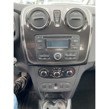 Dacia Sandero  Hatchback 2016,  0.9 benzyna - Na sprzedaż za 6 599,00 zł - Pleszew - zdjęcie 8
