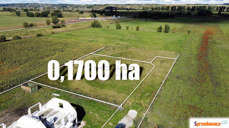 Działka Ciecierzyce sprzedam, pow. 1700 m2  (17a)