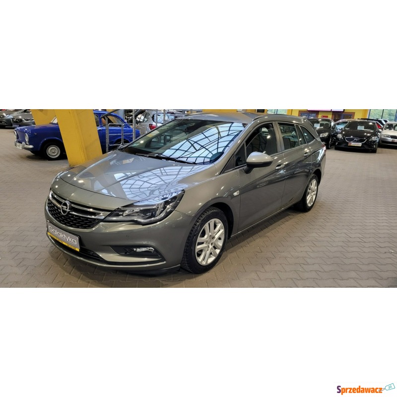 Opel Astra 2017,  1.6 diesel - Na sprzedaż za 47 900 zł - Mysłowice