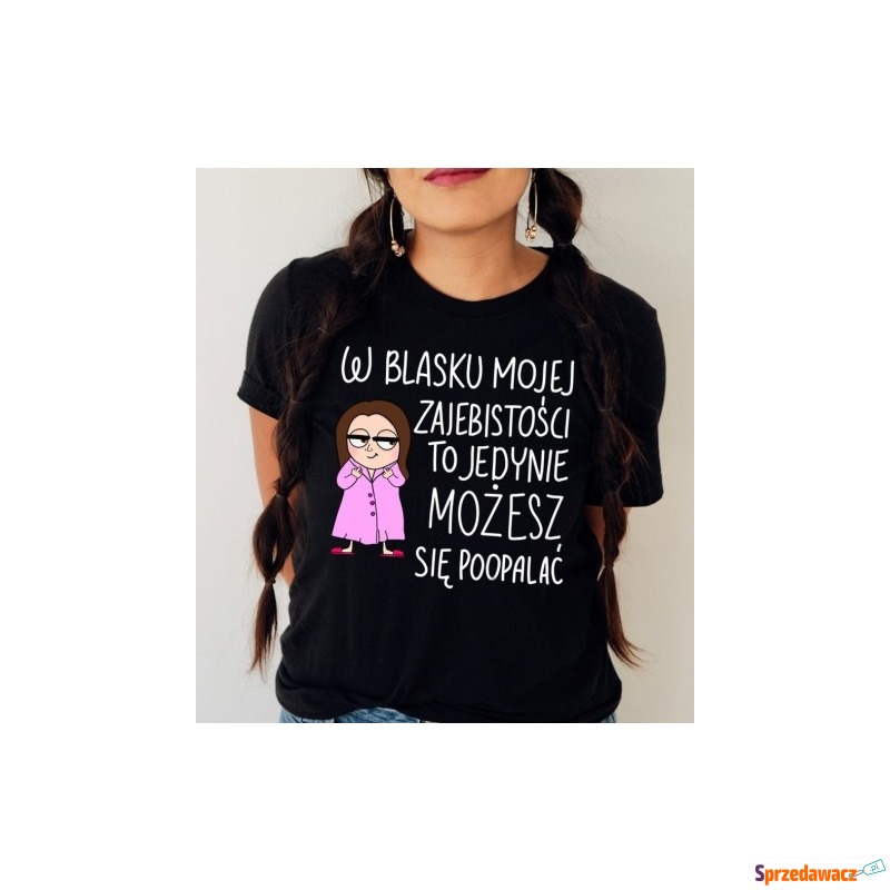 koszulka dla brunetki