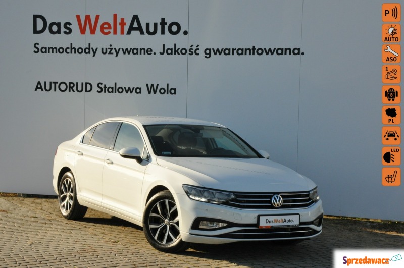 Volkswagen Passat  Sedan/Limuzyna 2019,  2.0 benzyna - Na sprzedaż za 119 900 zł - Stalowa Wola