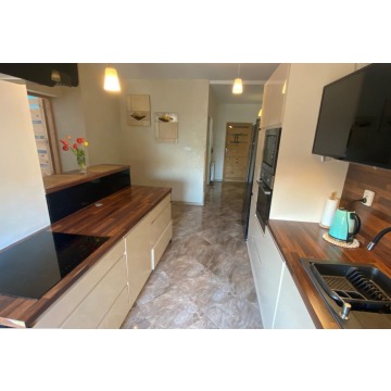 Mieszkanie trzypokojowe Legnica,   86 m2, trzecie piętro - Sprzedam - zdjęcie 3
