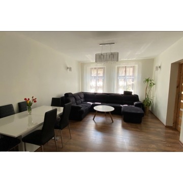 Mieszkanie trzypokojowe Legnica,   86 m2, trzecie piętro - Sprzedam - zdjęcie 1