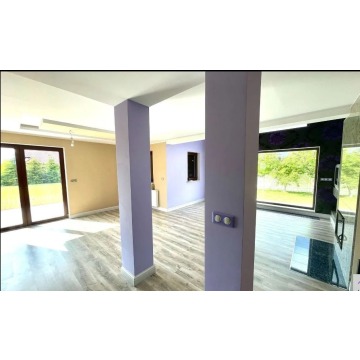 Sprzedam dom Wrocław, Krzyki -  wolnostojący jednopiętrowy,  pow.  180 m2,  działka:   750 m2 - zdjęcie 2