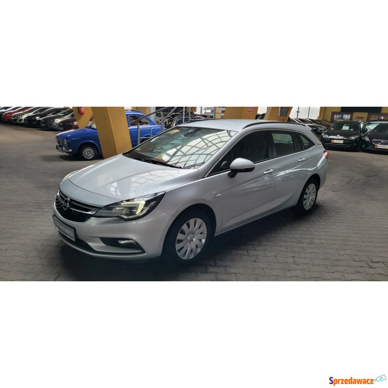 Opel Astra 2018,  1.6 diesel - Na sprzedaż za 54 500 zł - Mysłowice