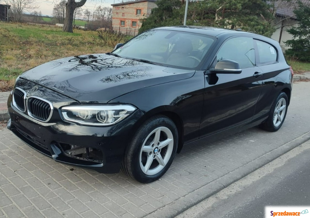 BMW Seria 1 2015