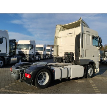 DAF XF 106.460 Euro 6 LowDeck Mega - Krajowy... - Ciągniki siodłowe - Widełki - zdjęcie 8