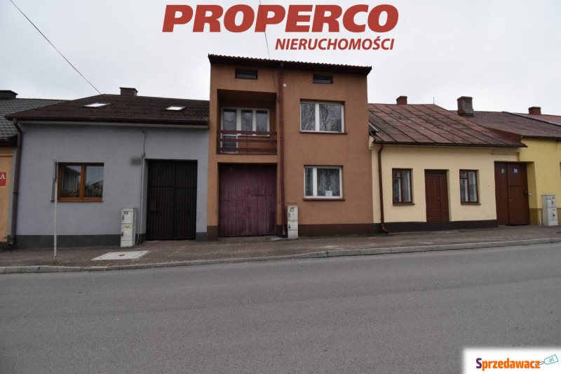 Sprzedam dom Pierzchnica -  wolnostojący jednopiętrowy,  pow.  150 m2,  działka:   400 m2