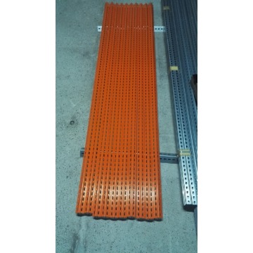 Kątownik perforowany 35x35x2mm wg. malowany p... - Pozostałe el. metalowe - Kozienice - zdjęcie 3