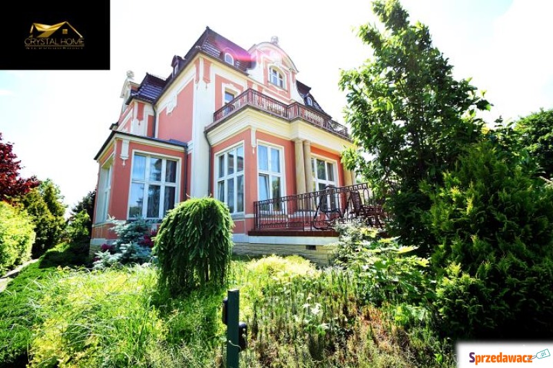 Odrestaurowany Pałac na sprzedaż - Lokale użytkowe na s... - Bielawa