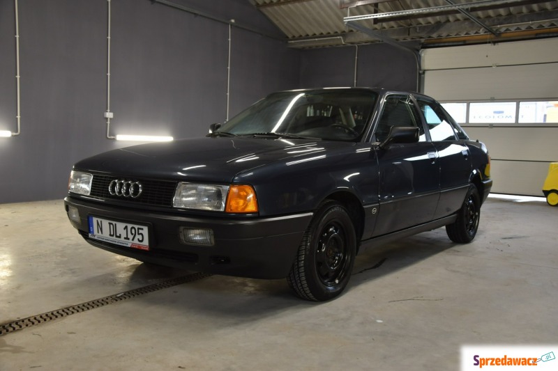Audi 80  Sedan/Limuzyna 1989,  1.8 benzyna - Na sprzedaż za 14 900 zł - Piekoszów