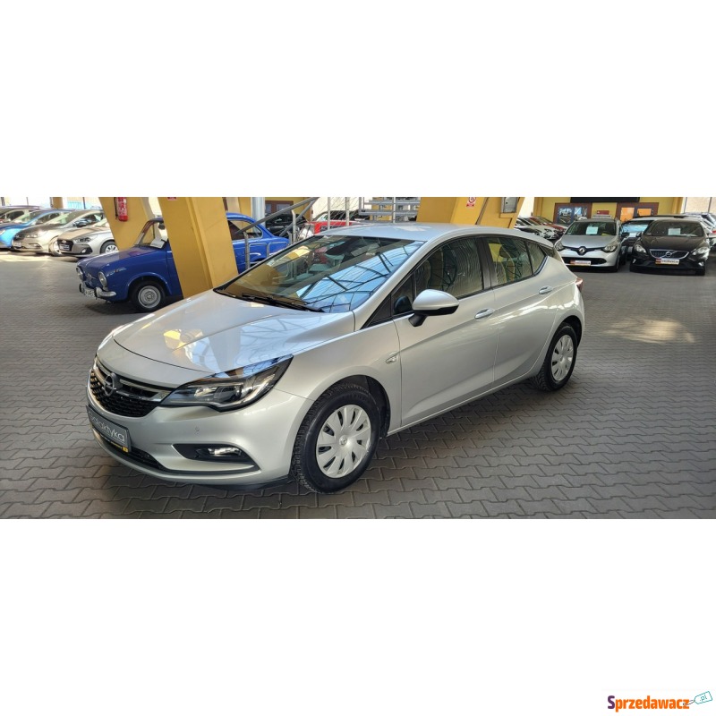 Opel Astra  Hatchback 2019,  1.4 benzyna - Na sprzedaż za 64 900 zł - Mysłowice