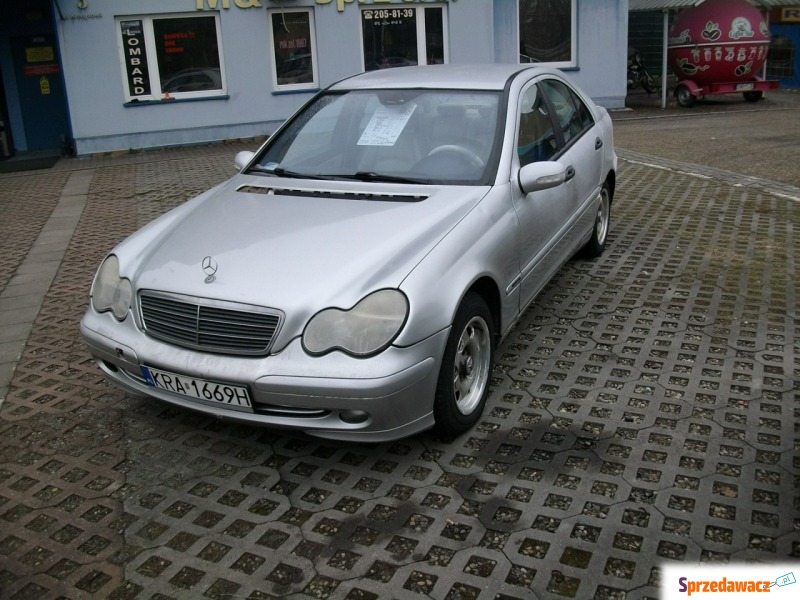 Mercedes - Benz C-klasa  Sedan/Limuzyna 2002,  1.8 benzyna - Na sprzedaż za 5 500,00 zł - Katowice