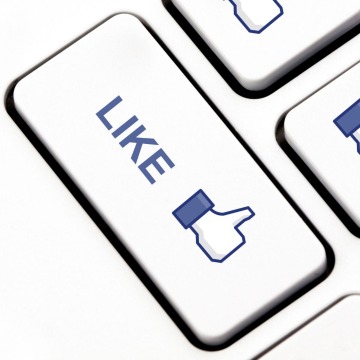 Prowadzenie i reklama konta firmowego na FB
