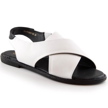 Sandały damskie płaskie wsuwane białe Potocki YQ21024