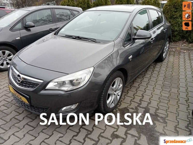 Opel Astra  Hatchback 2012,  1.6 benzyna - Na sprzedaż za 29 900 zł - Łódź