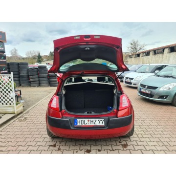 Renault Megane  Hatchback 2002,  2.0 benzyna - Na sprzedaż za 5 900,00 zł - Świebodzin - zdjęcie 7