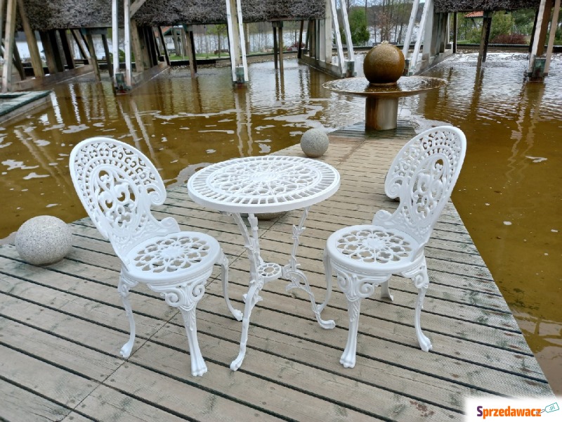 Meble żeliwne stół 56 cm +2xkrzesło + 2xpoduszka - Zestawy ogrodowe - Gołdap