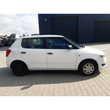 Skoda Fabia 2014 benzyna - Na sprzedaż za 15 900 zł - Michałowice-Osiedle - zdjęcie 3