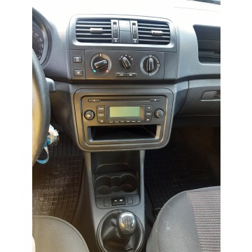 Skoda Fabia 2014 benzyna - Na sprzedaż za 15 900 zł - Michałowice-Osiedle - zdjęcie 7