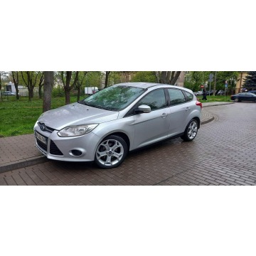 Ford Focus  Hatchback 2011,  1.6 diesel - Na sprzedaż za 19 900 zł - Warszawa - zdjęcie 2