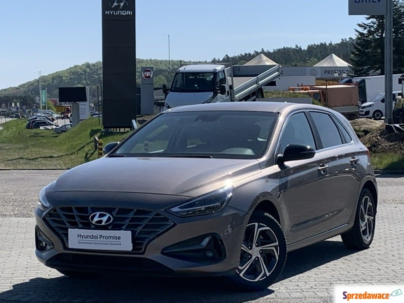 Hyundai i30  Hatchback 2022,  1.0 benzyna - Na sprzedaż za 83 900 zł - Wejherowo