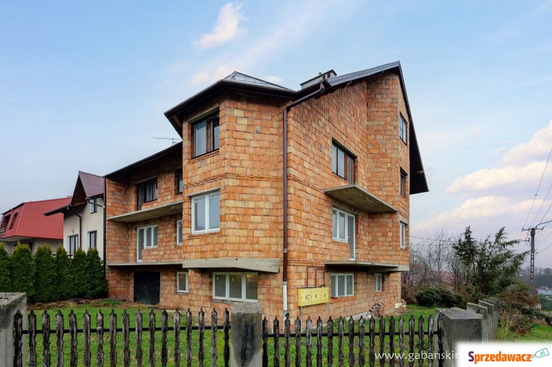 Sprzedam dom Tarnów - ,  pow.  450 m2,  działka:   463 m2