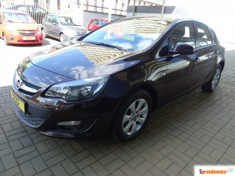 Opel Astra  Hatchback 2015,  1.4 benzyna - Na sprzedaż za 41 900 zł - Łódź