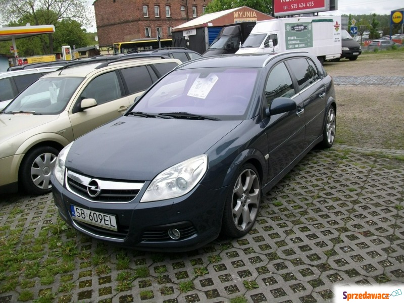 Opel Signum  Hatchback 2005,  2.8 benzyna - Na sprzedaż za 16 000 zł - Katowice