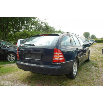 Mercedes - Benz C-klasa 2005,  1.8 benzyna - Na sprzedaż za 14 900 zł - Słupsk - zdjęcie 4