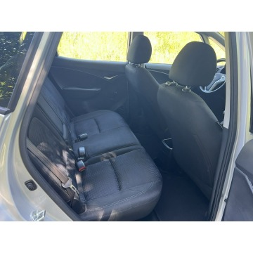 Hyundai ix20  Hatchback 2015,  1.4 benzyna - Na sprzedaż za 36 999 zł - Gostyń - zdjęcie 8